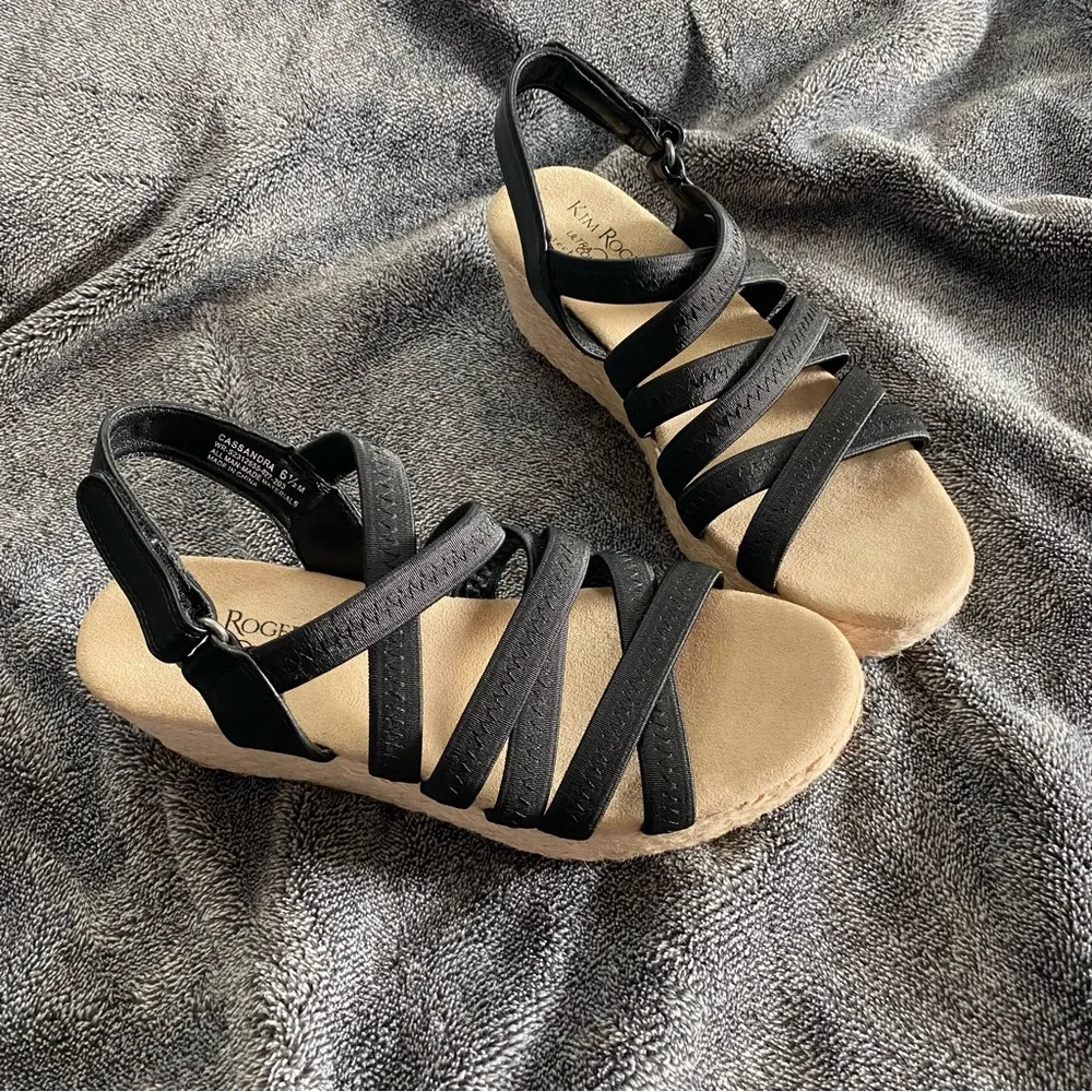 Kim Rogers Cassandra Black Strappy Platform Sandals Comfort Women's‎ Size 6.5M